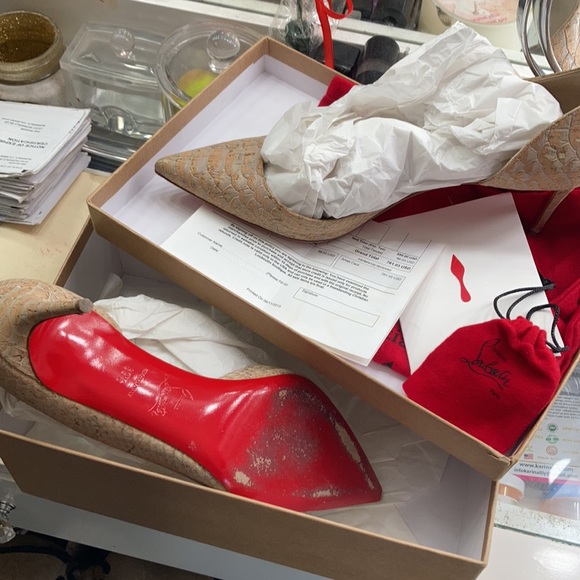 Heels - Picture 3 of 3